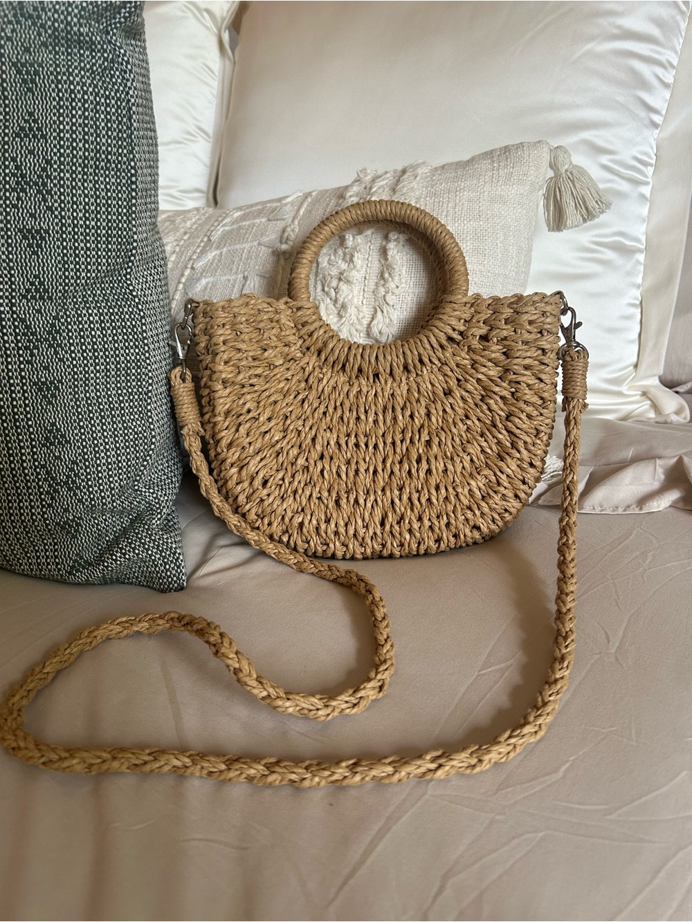 Woven Straw Crossbody Small Purse in Natural